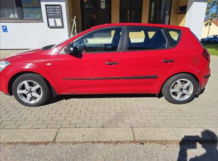 Kia - Cee'd
