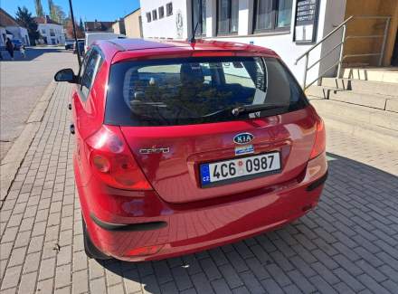 Kia - Cee'd