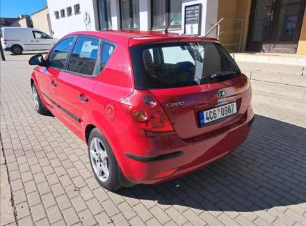 Kia - Cee'd