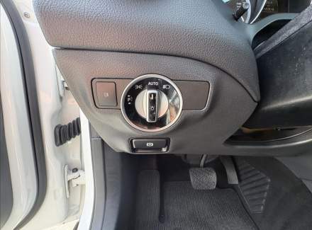 Mercedes-Benz - GLA