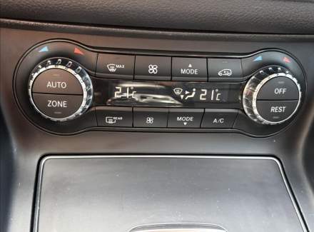 Mercedes-Benz - GLA