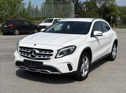 Mercedes-Benz - GLA