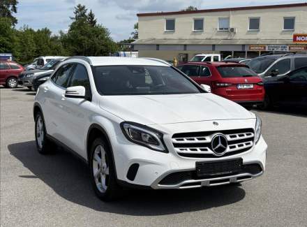 Mercedes-Benz - GLA