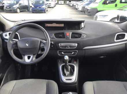 Renault - Scenic