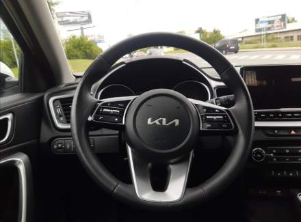 Kia - Cee'd