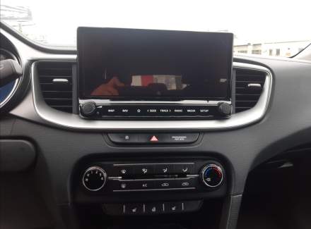 Kia - Cee'd