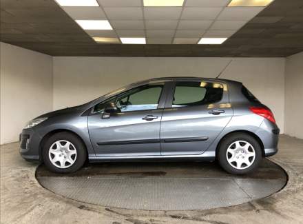 Peugeot - 308