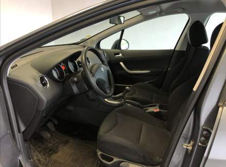Peugeot - 308