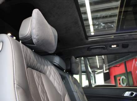 BMW - X7