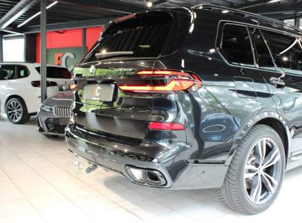 BMW - X7