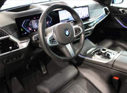 BMW - X7