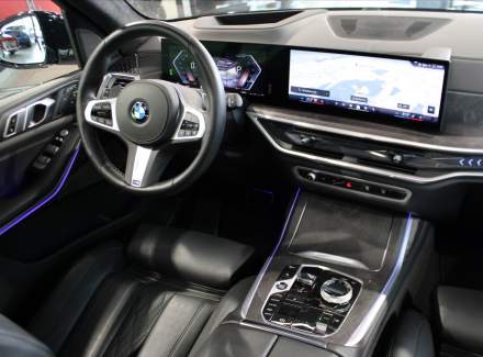 BMW - X7