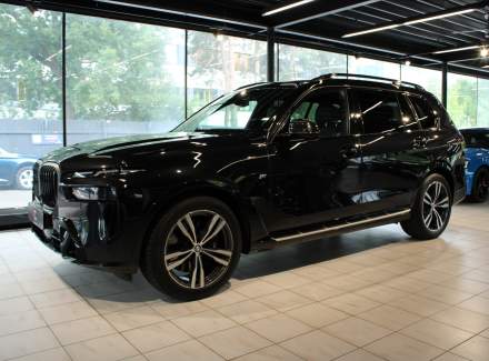 BMW - X7