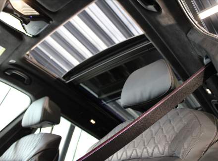 BMW - X7
