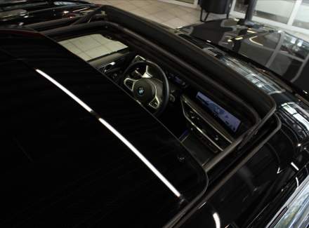 BMW - X7