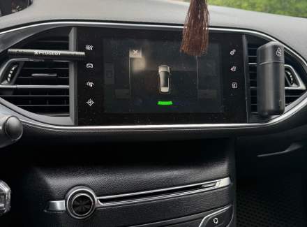 Peugeot - 308