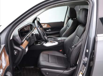 Mercedes-Benz - GLS