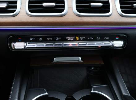 Mercedes-Benz - GLS