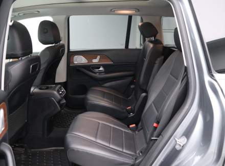 Mercedes-Benz - GLS