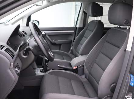 Volkswagen - Touran