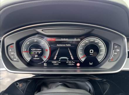 Audi - A8