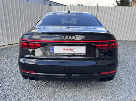 Audi - A8