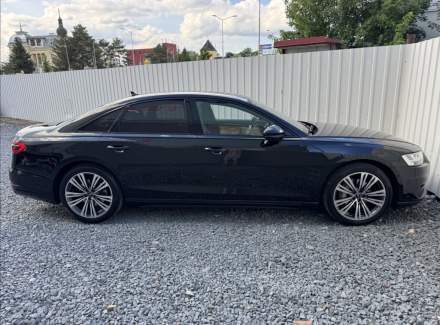 Audi - A8