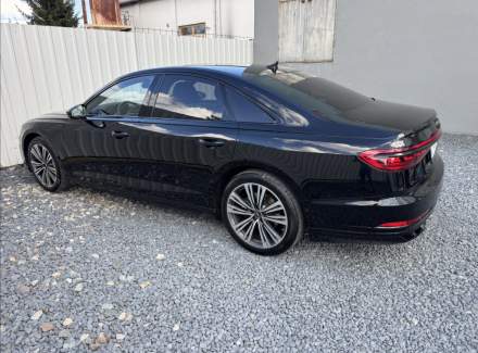 Audi - A8