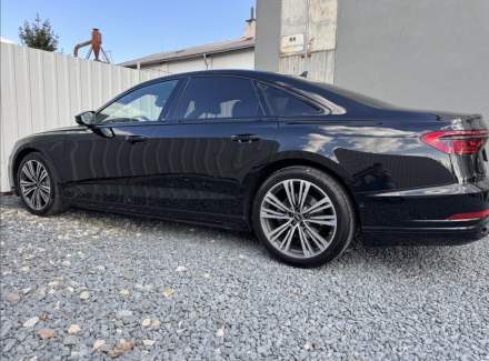 Audi - A8