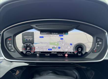 Audi - A8