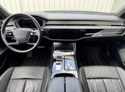 Audi - A8