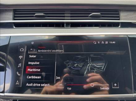 Audi - A8