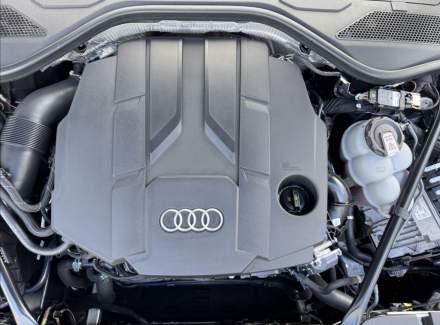 Audi - A8