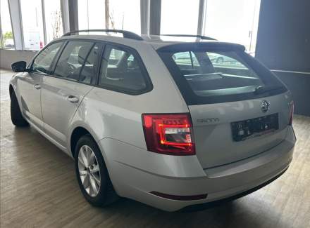 Škoda - Octavia