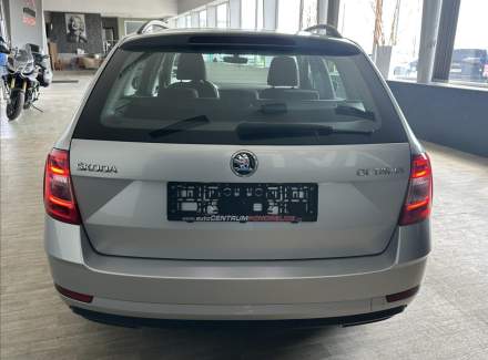 Škoda - Octavia