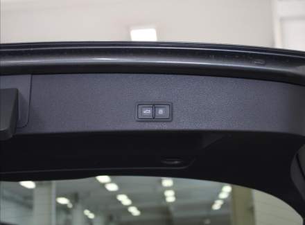 Audi - Q2