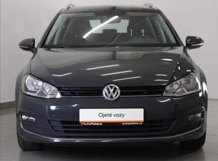 Volkswagen - Golf