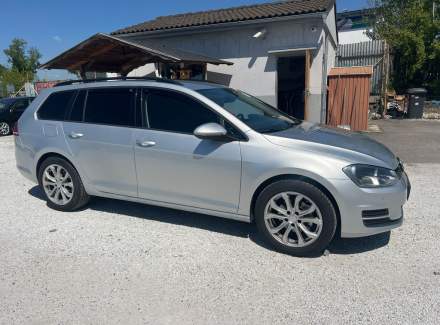Volkswagen - Golf
