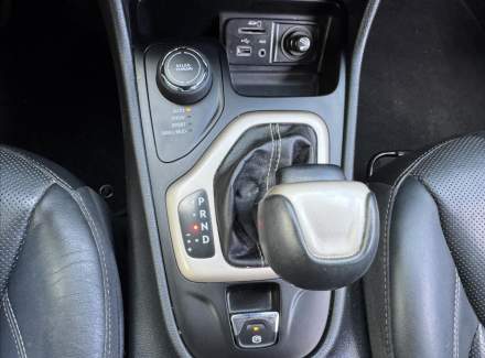 Jeep - Cherokee