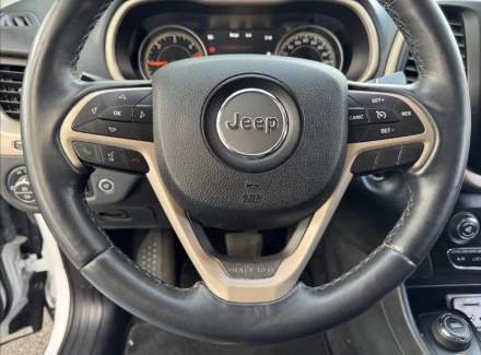 Jeep - Cherokee