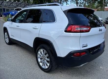 Jeep - Cherokee