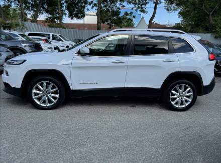 Jeep - Cherokee