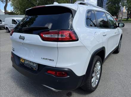 Jeep - Cherokee
