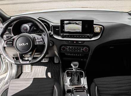 Kia - XCeed