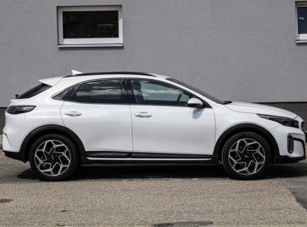 Kia - XCeed