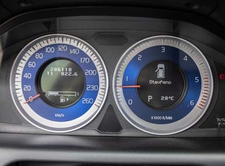 Volvo - XC60