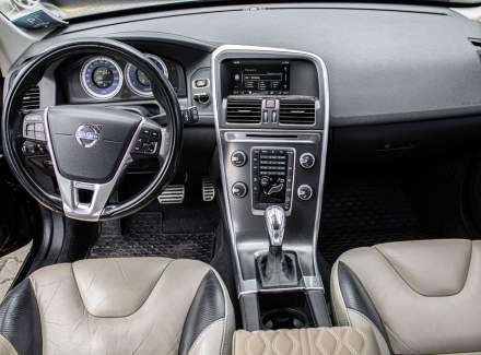 Volvo - XC60