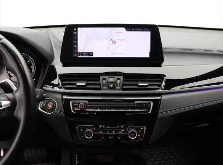 BMW - X1