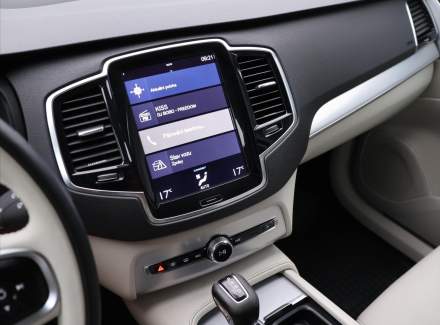 Volvo - XC90
