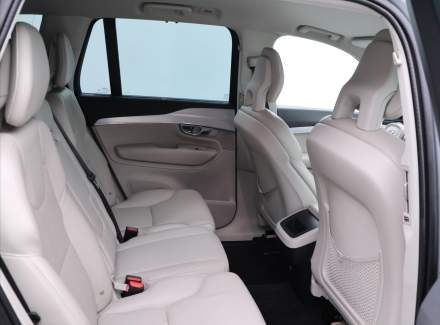 Volvo - XC90